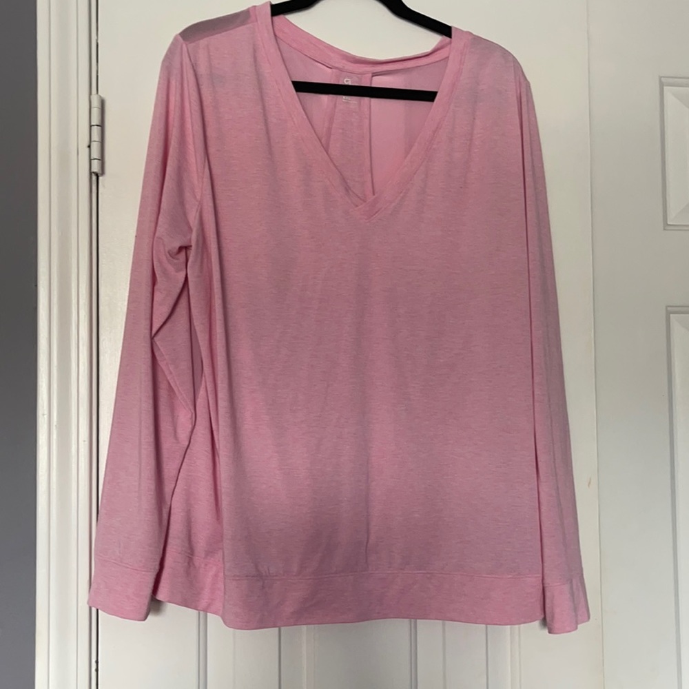 Gap fit breathe xxlg long sleeve pink top